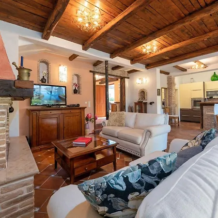 Villa Casa Vivo By Briskva Labinci